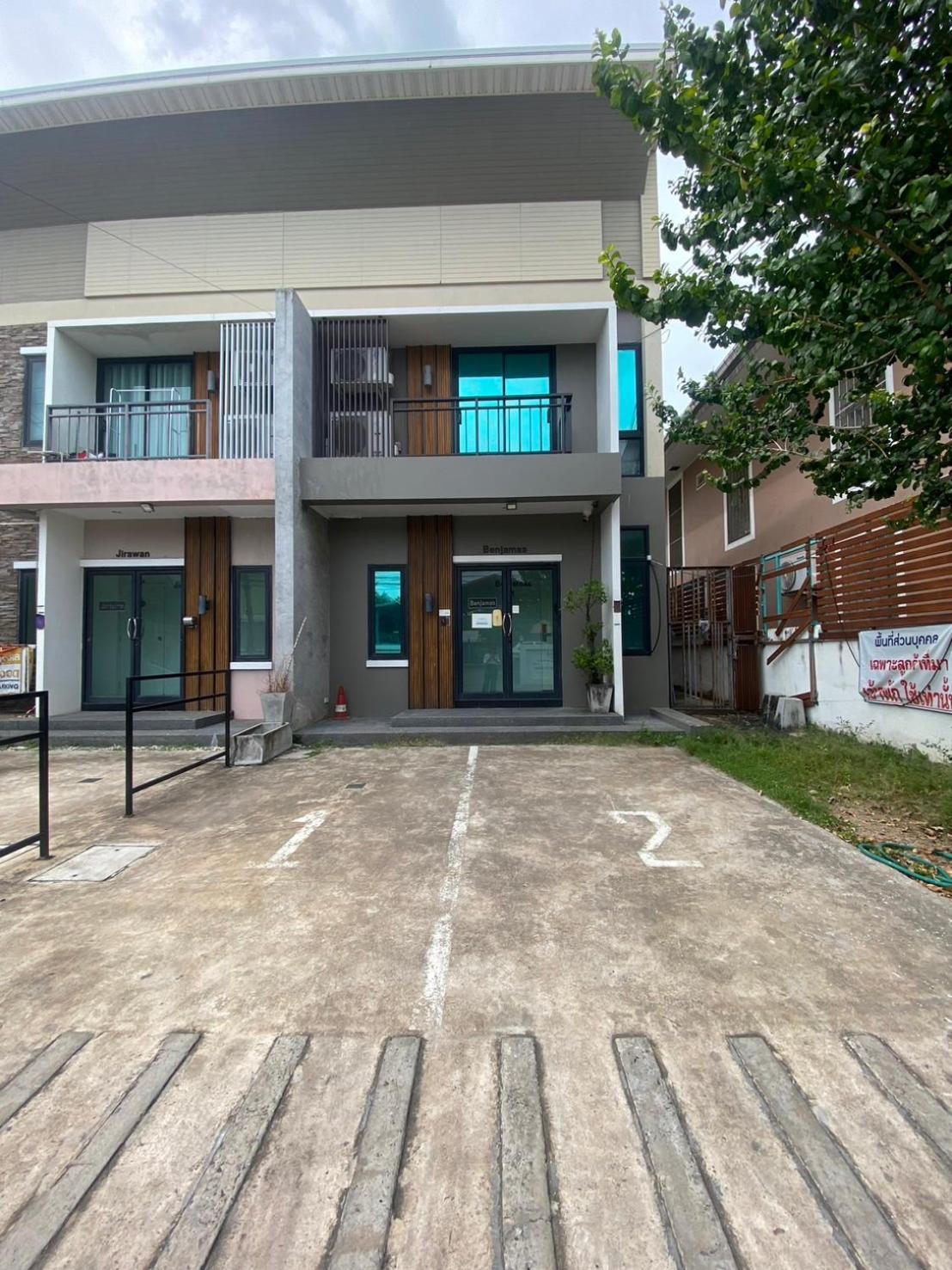 Debua Mahasarakham Hotel Maha Sarakham Luaran gambar
